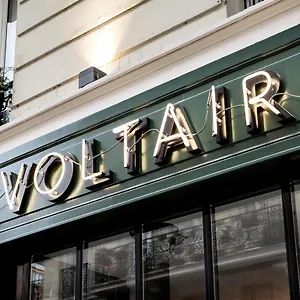 New Le Voltaire Francja
